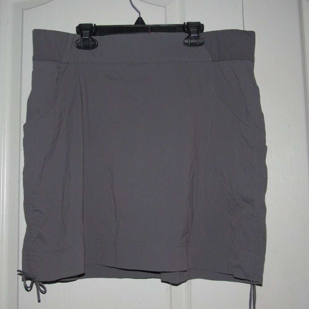 Columbia Sportswear Company Steel‑Grey Active Skort w/ Built‑In Shorts XL - Picture 2 of 6